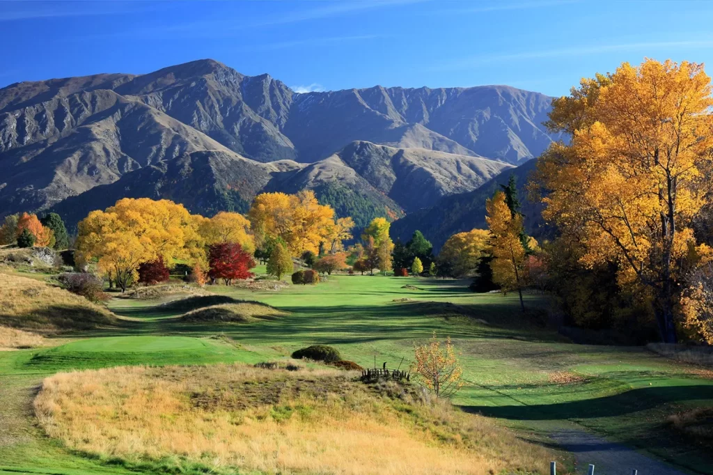 Arrowtown Golf Club Transfers - Golf Transport Queenstown