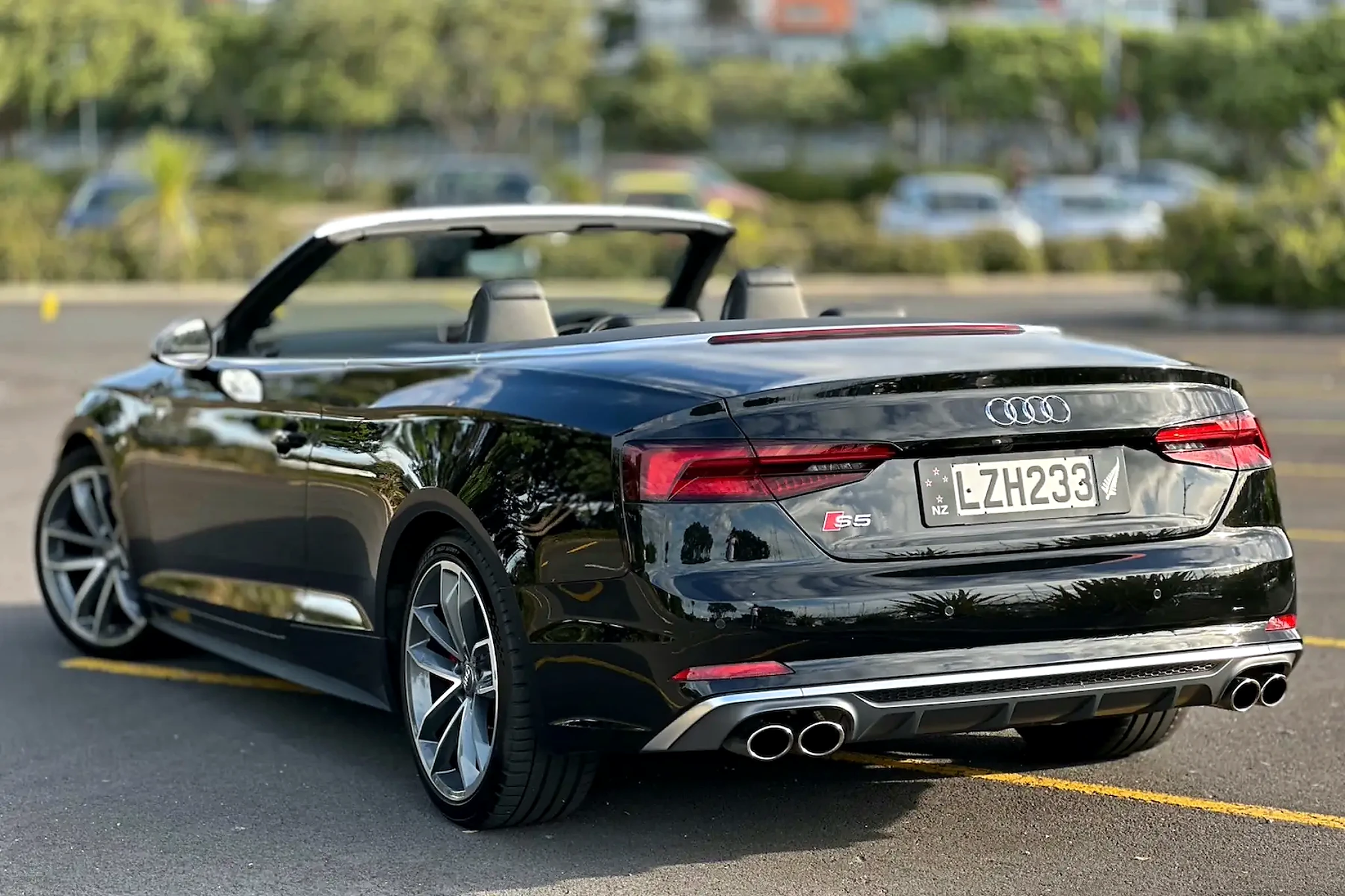 Convertible hire Queenstown - Audi