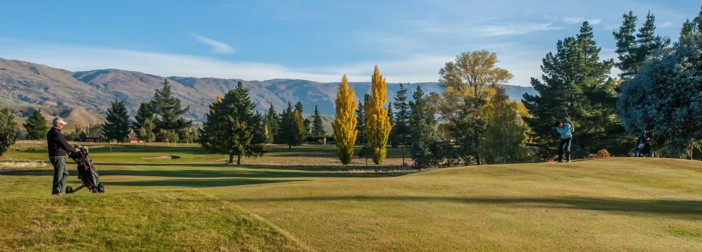 Cromwell Golf Club Transfers - Golf Transport Queenstown