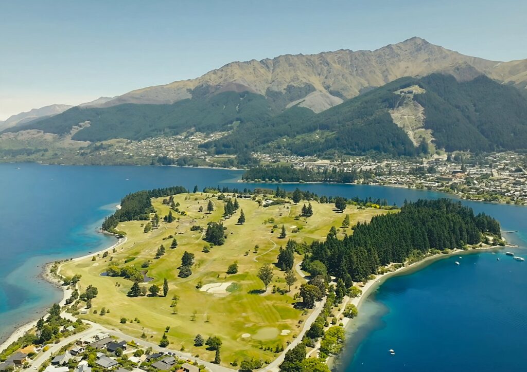 Queenstown Golf Course - Queenstown Private Transport