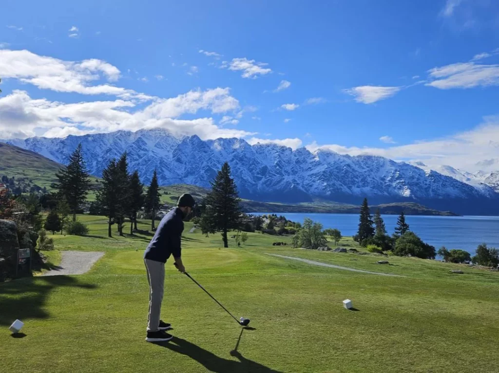 Queenstown Golf Course - Queenstown Private Transport