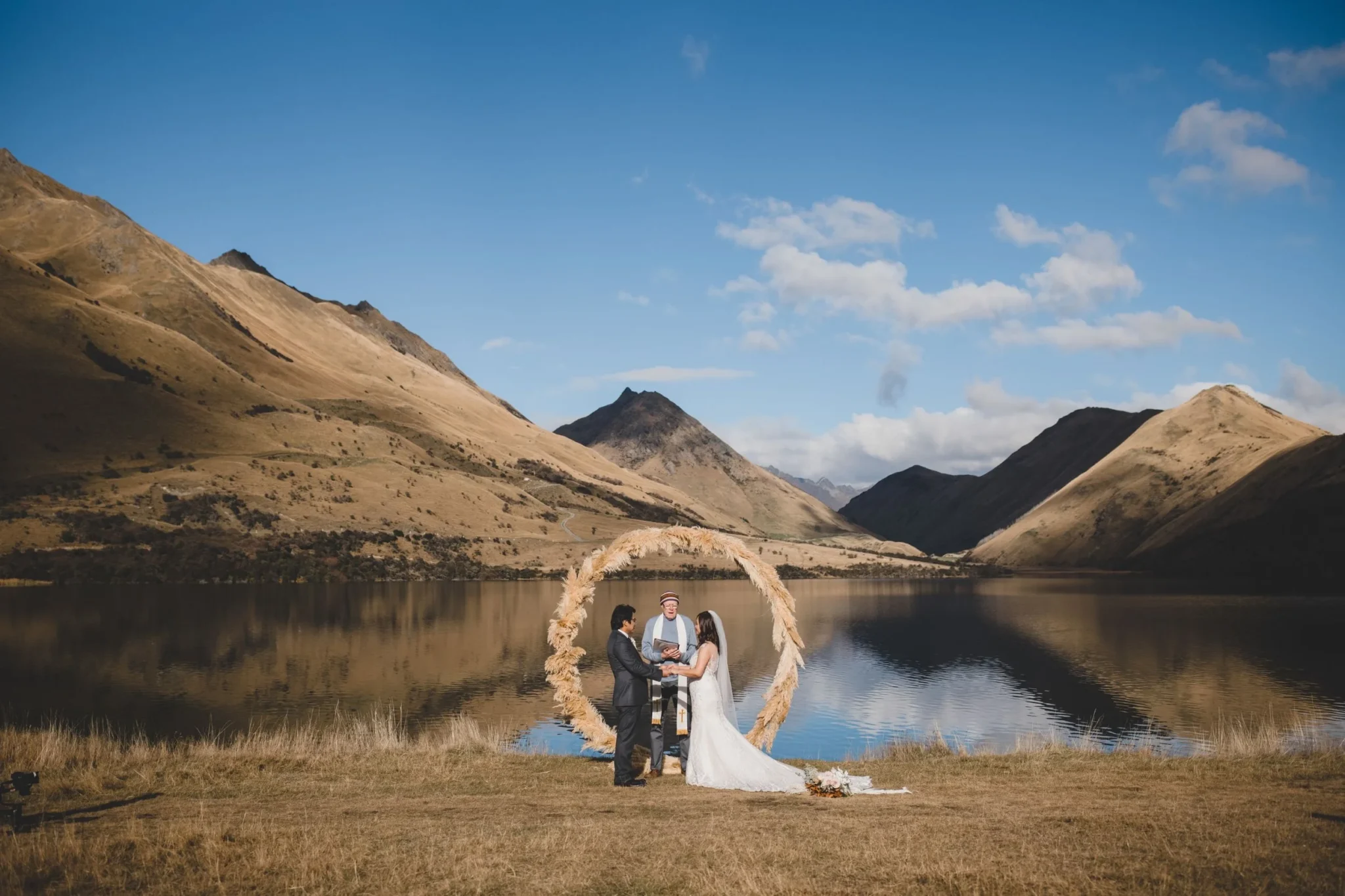 Bride arriving with Queenstown wedding chauffeur service